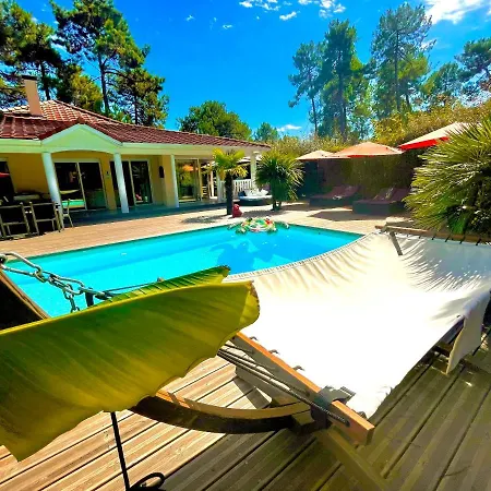 Nikkita Hébergement de vacances *